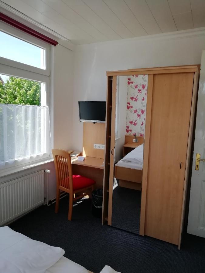 Hotel Zur Linde Meldorf Exterior photo